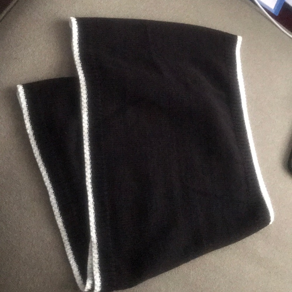 Black with white infinity scarf
